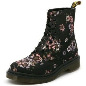 New Dr. Martens 'Beckett' Wild Rose Floral Boots
